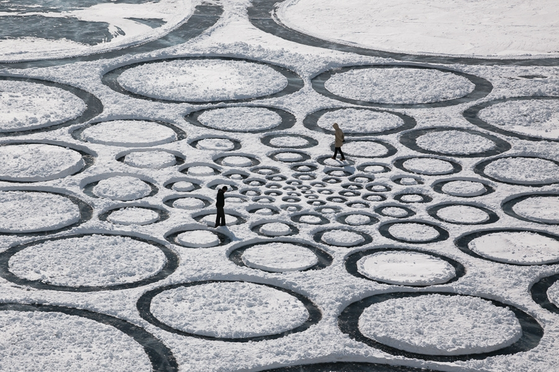Illustration for article titled Art That's Made with Snow and Ice